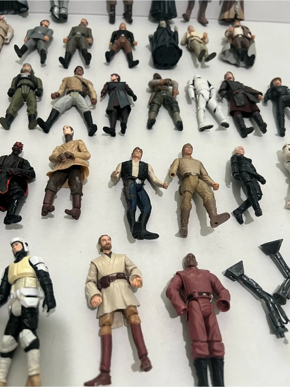 Star Wars Action Figure Lot - Black, Brown, White, Tan